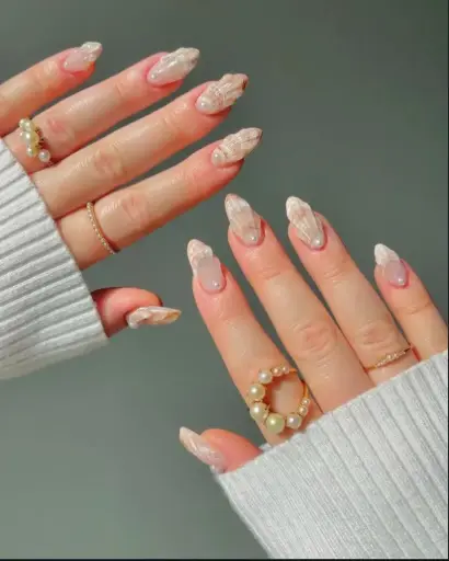 nails